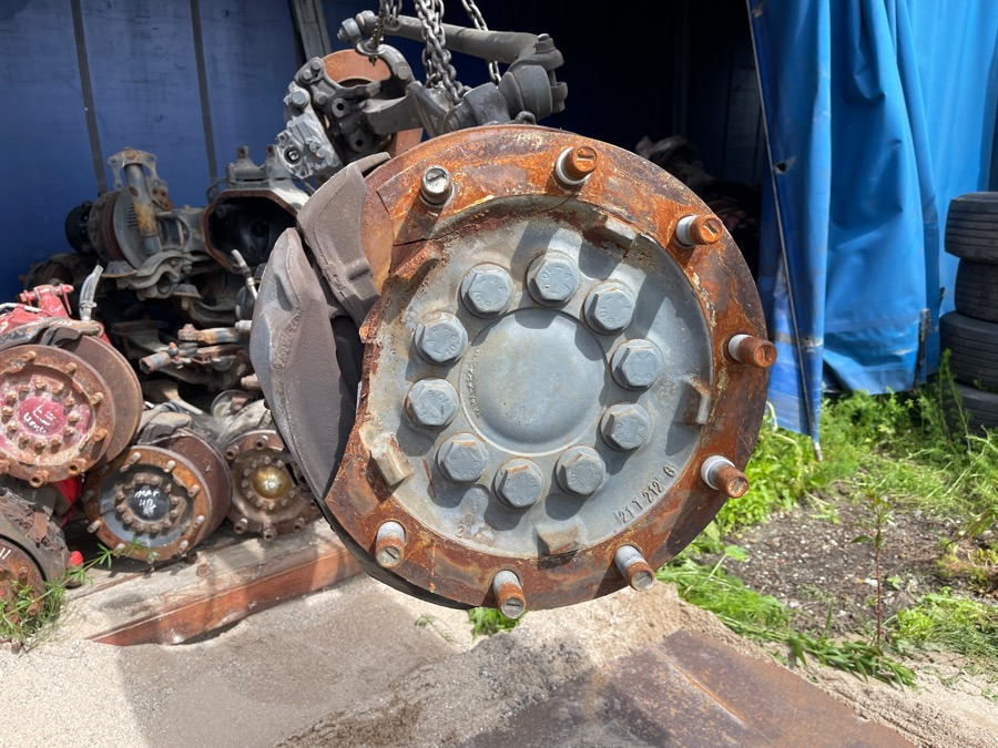 MERCEDES FRONT AXLE A0003301000 - Osovina i delovi za Kamion: slika 3 MERCEDES FRONT AXLE A0003301000 - Osovina i delovi za Kamion: slika 3