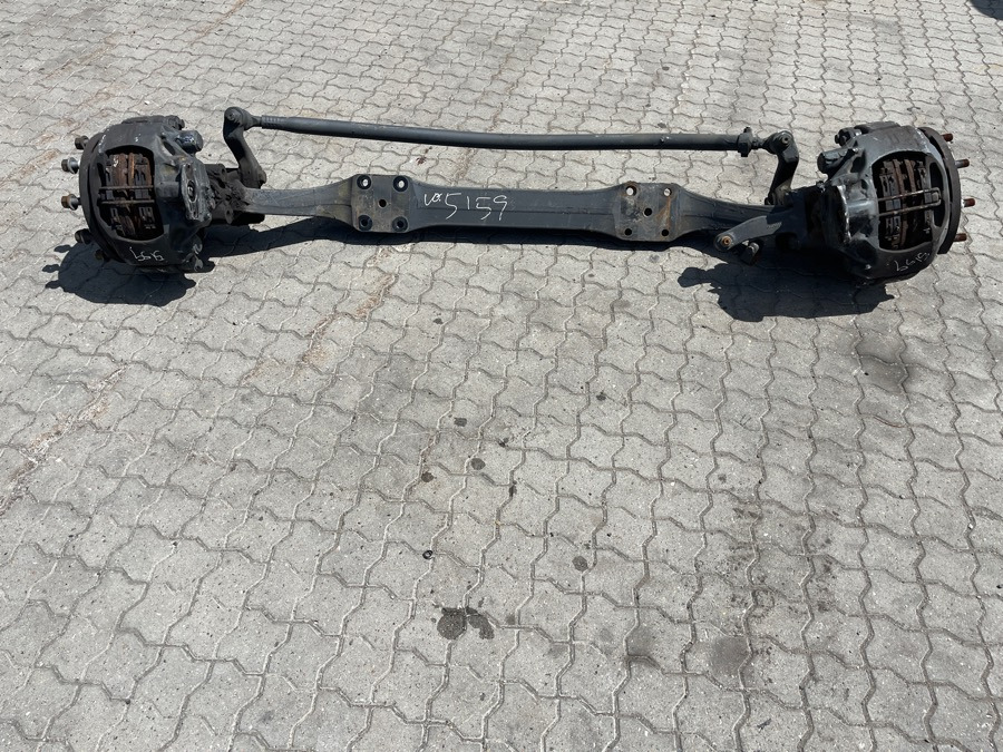 MERCEDES FRONT AXLE A0003301000 - Osovina i delovi za Kamion: slika 2 MERCEDES FRONT AXLE A0003301000 - Osovina i delovi za Kamion: slika 2