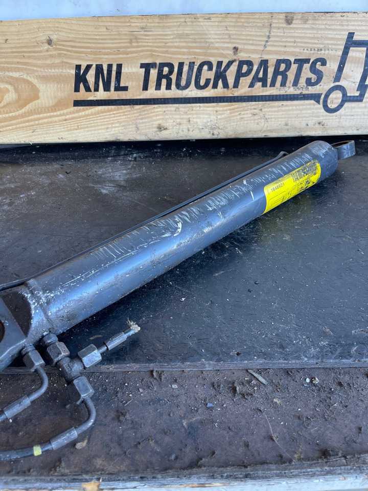 SCANIA CAB TILT CYLINDER 1848921 - Kabina i enterijer za Kamion: slika 1 SCANIA CAB TILT CYLINDER 1848921 - Kabina i enterijer za Kamion: slika 1