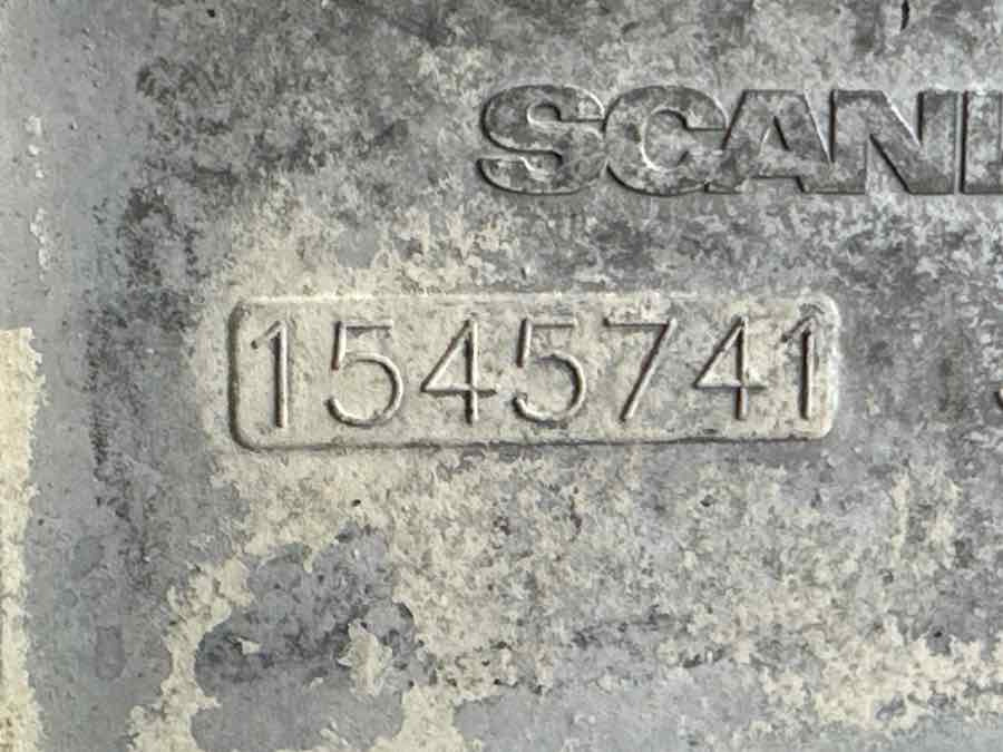 SCANIA ENGINE COVER 1545741 - Motor i delovi za Kamion: slika 3 SCANIA ENGINE COVER 1545741 - Motor i delovi za Kamion: slika 3