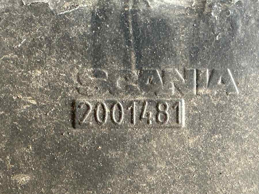 SCANIA ENGINE COVER 2001481 - Motor i delovi za Kamion: slika 3 SCANIA ENGINE COVER 2001481 - Motor i delovi za Kamion: slika 3