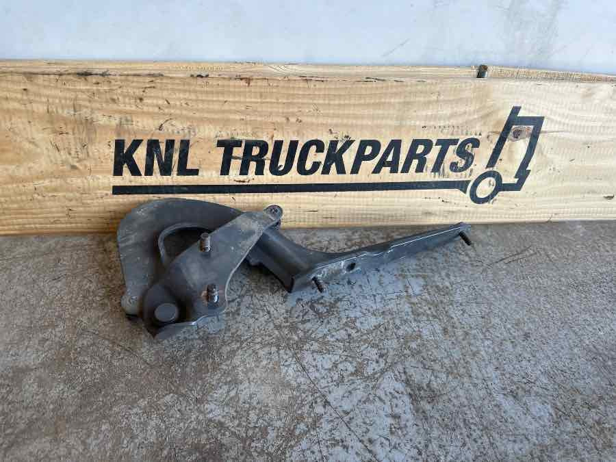 SCANIA LEFT SIDE HINGE 2650884 - Ram/ Šasija za Kamion: slika 2 SCANIA LEFT SIDE HINGE 2650884 - Ram/ Šasija za Kamion: slika 2