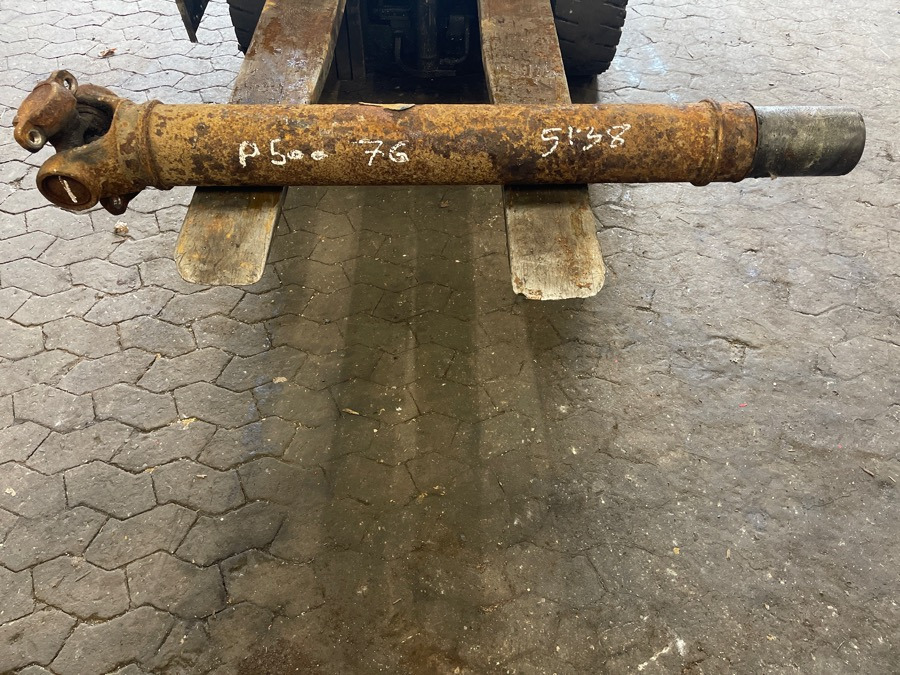 SCANIA PROPSHAFT P500 1758552 - Kardansko vratilo za Kamion: slika 1 SCANIA PROPSHAFT P500 1758552 - Kardansko vratilo za Kamion: slika 1