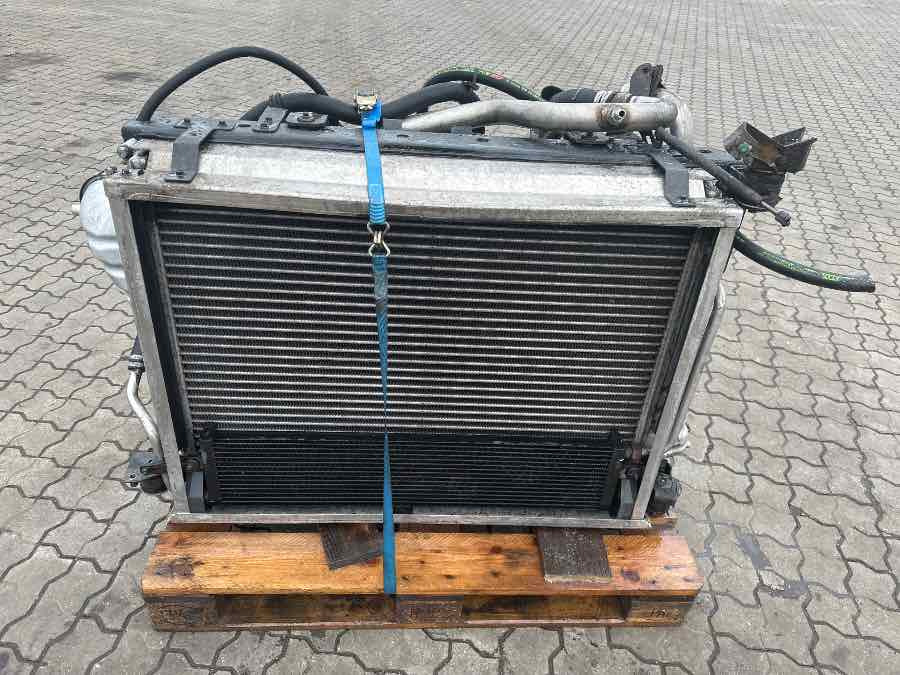 VOLVO BUS COOLER PACKET 21622194 - Sistem za hlađenje za Autobus: slika 2 VOLVO BUS COOLER PACKET 21622194 - Sistem za hlađenje za Autobus: slika 2