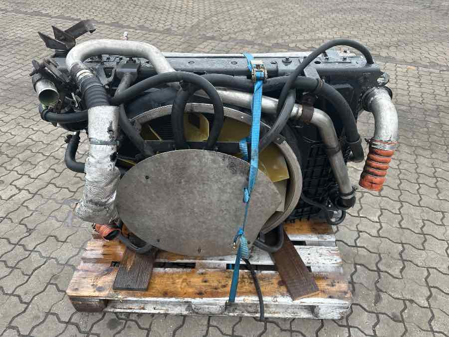 VOLVO BUS COOLER PACKET 21622194 - Sistem za hlađenje za Autobus: slika 4 VOLVO BUS COOLER PACKET 21622194 - Sistem za hlađenje za Autobus: slika 4