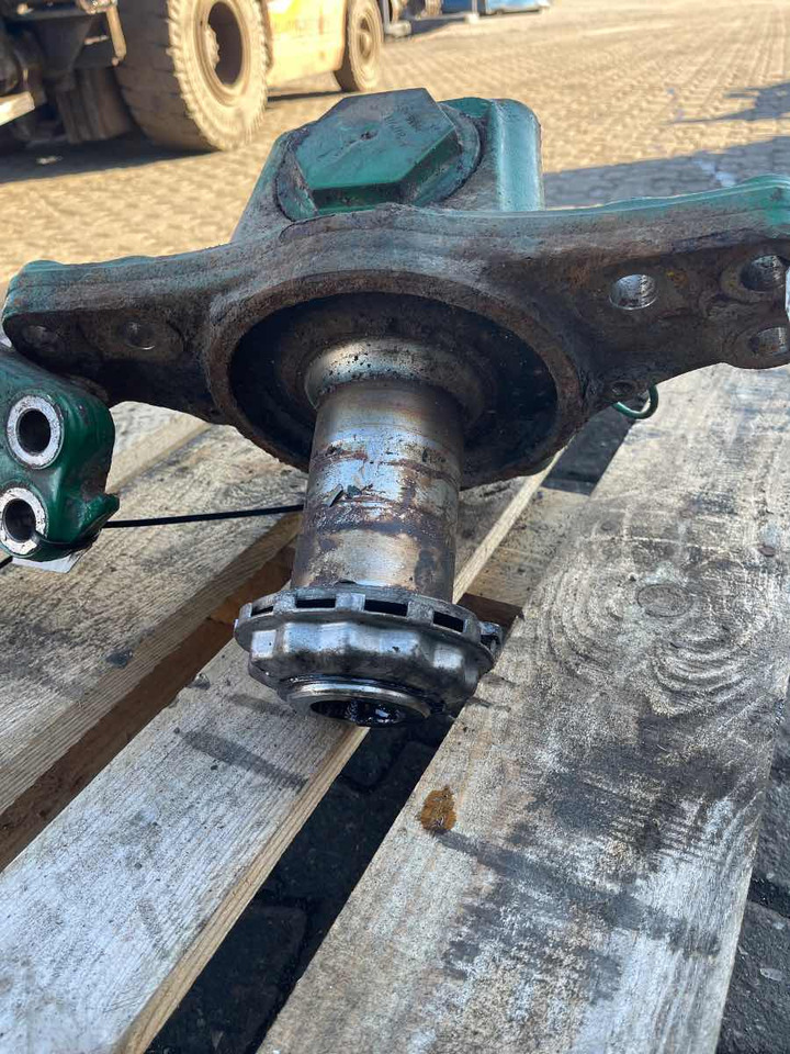 VOLVO STEERING KNUCKLE 21700330 - Rukavac točka za Kamion: slika 2 VOLVO STEERING KNUCKLE 21700330 - Rukavac točka za Kamion: slika 2