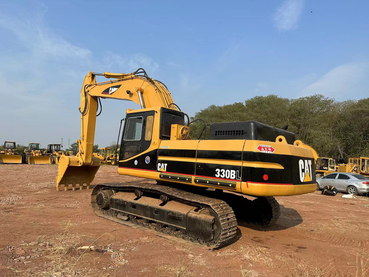 CAT 320B - Bager guseničar: slika 5 CAT 320B - Bager guseničar: slika 5