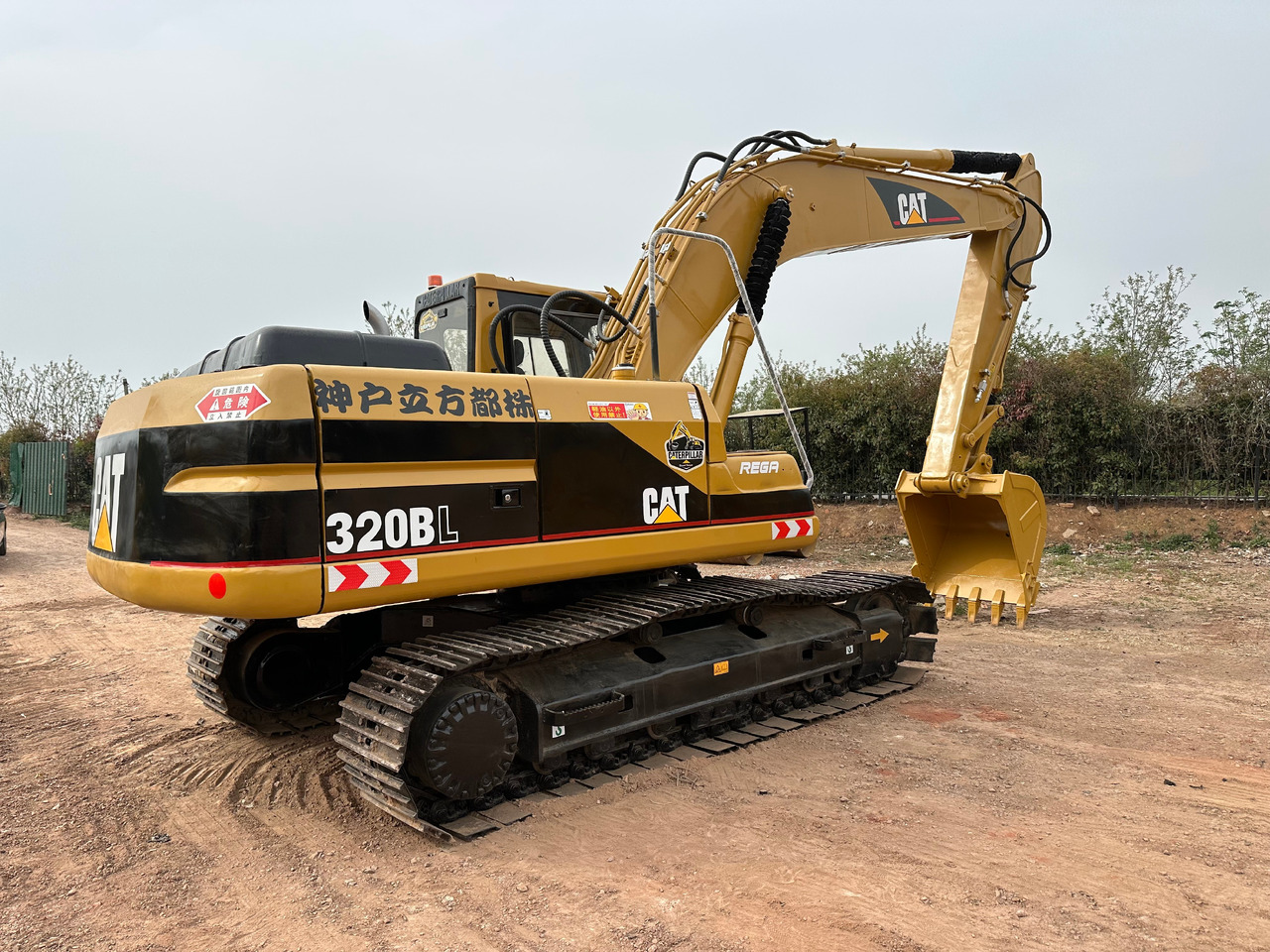 CAT 320BL - Bager guseničar: slika 4 CAT 320BL - Bager guseničar: slika 4