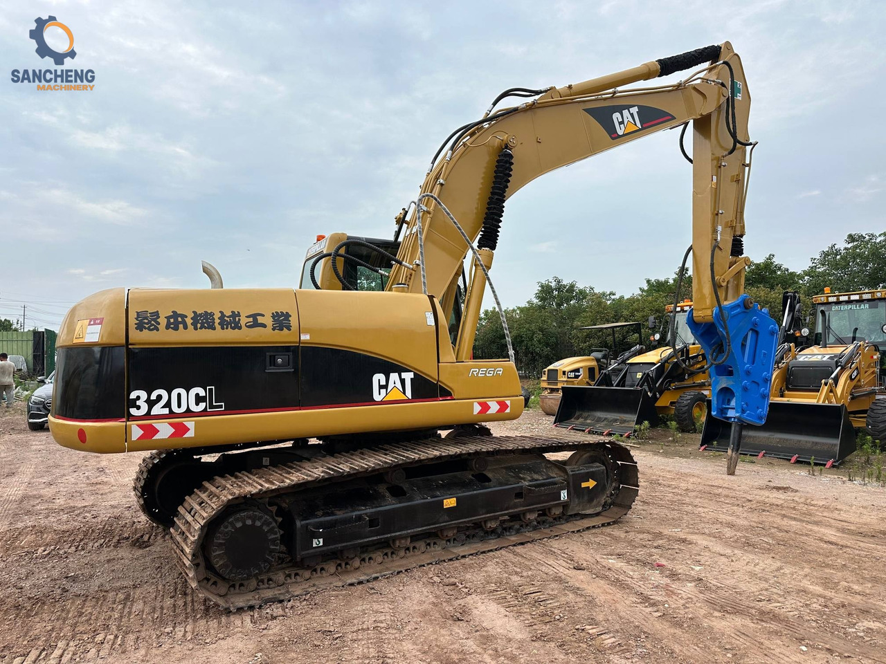 CAT 320CL crawler excavator with hammer - Bager guseničar: slika 3 CAT 320CL crawler excavator with hammer - Bager guseničar: slika 3