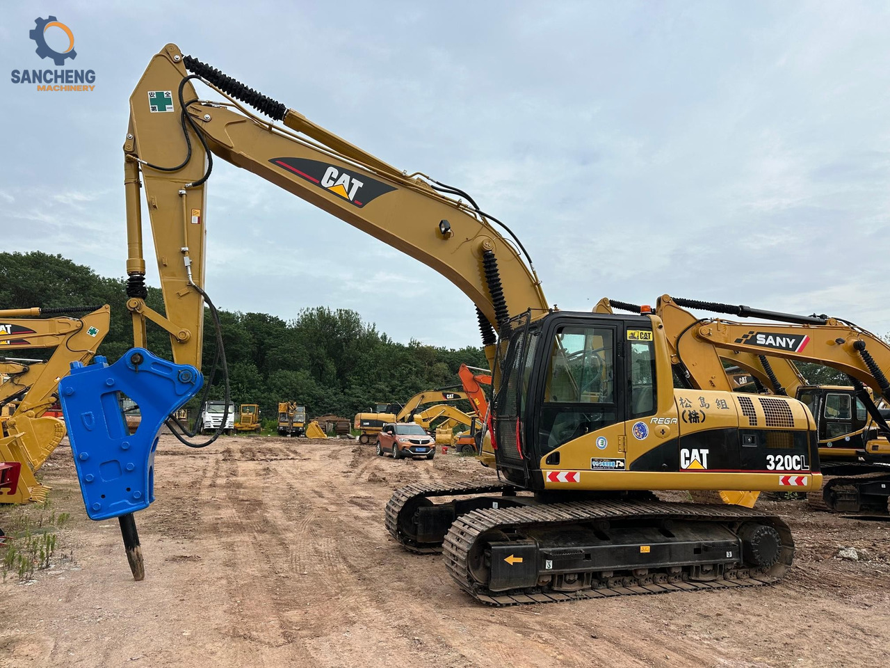CAT 320CL with hammer - Bager guseničar: slika 1 CAT 320CL with hammer - Bager guseničar: slika 1