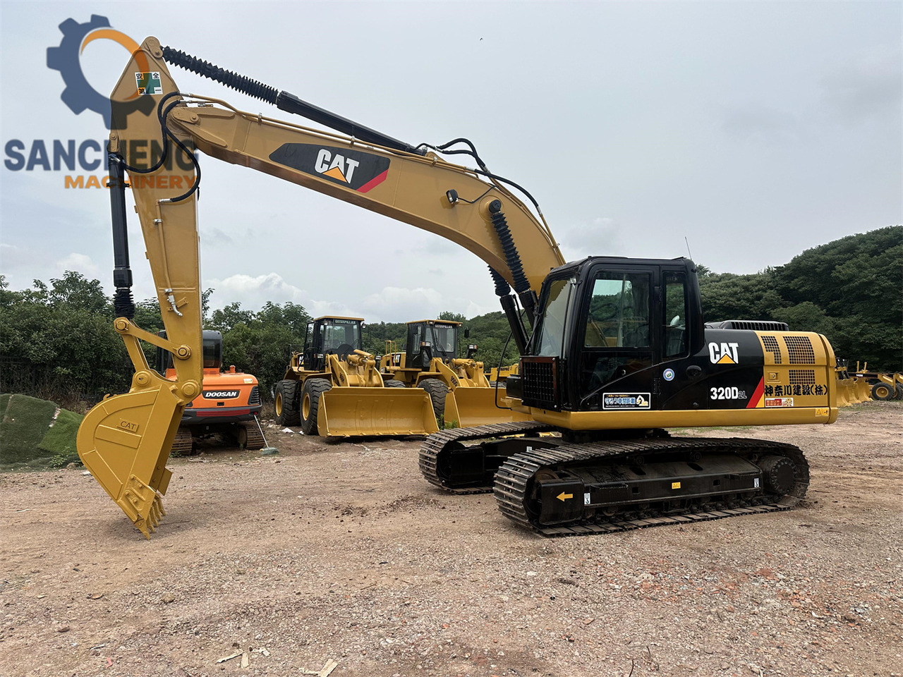 CAT 320DL - Bager guseničar: slika 1 CAT 320DL - Bager guseničar: slika 1