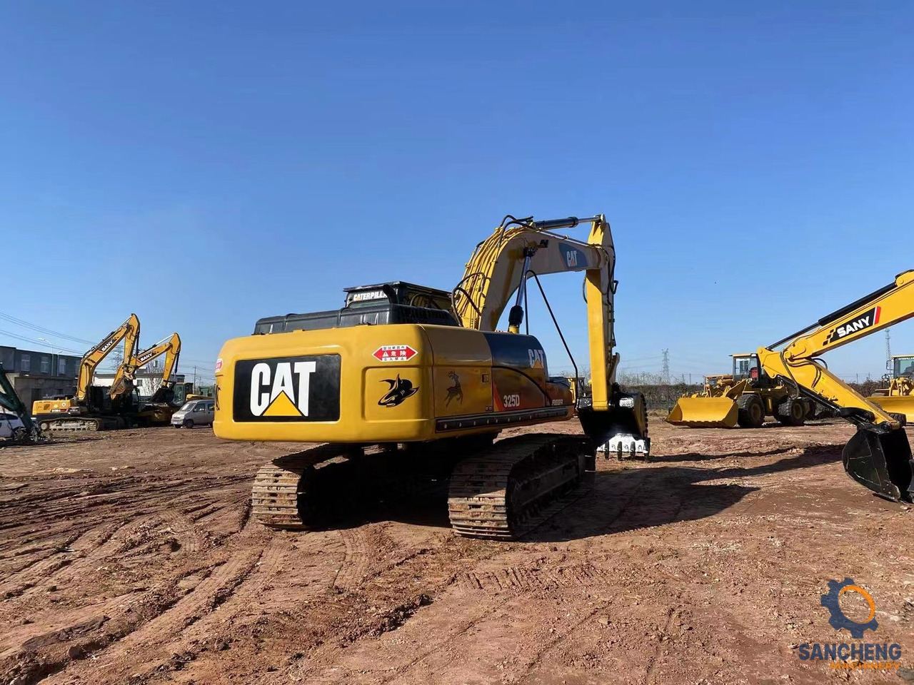 Bager CAT 325D: slika 11