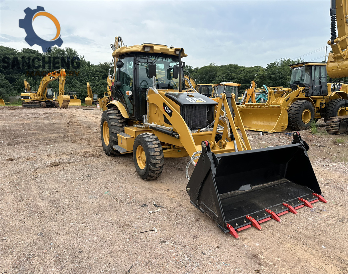 CAT 432F backhoe loader - Bager utovarivač: slika 3 CAT 432F backhoe loader - Bager utovarivač: slika 3