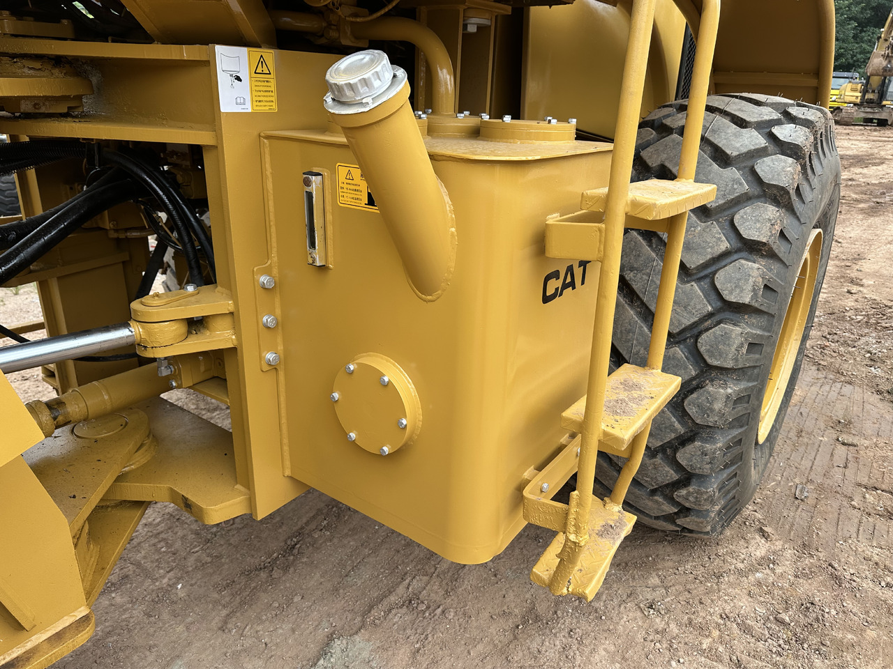 CAT 950G - Utovarivač točkaš: slika 4 CAT 950G - Utovarivač točkaš: slika 4
