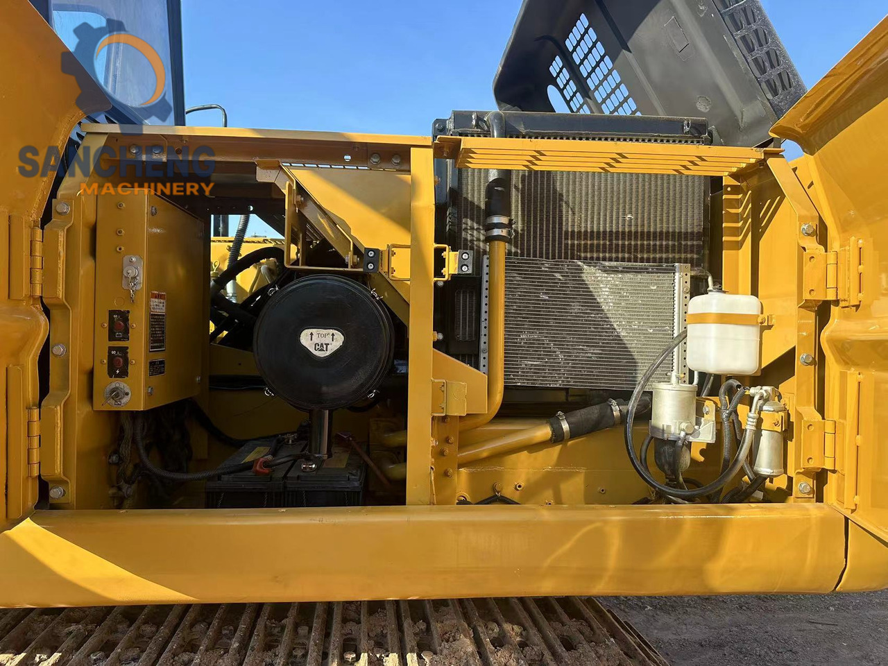 Bager guseničar CATERPILLAR 320B: slika 9