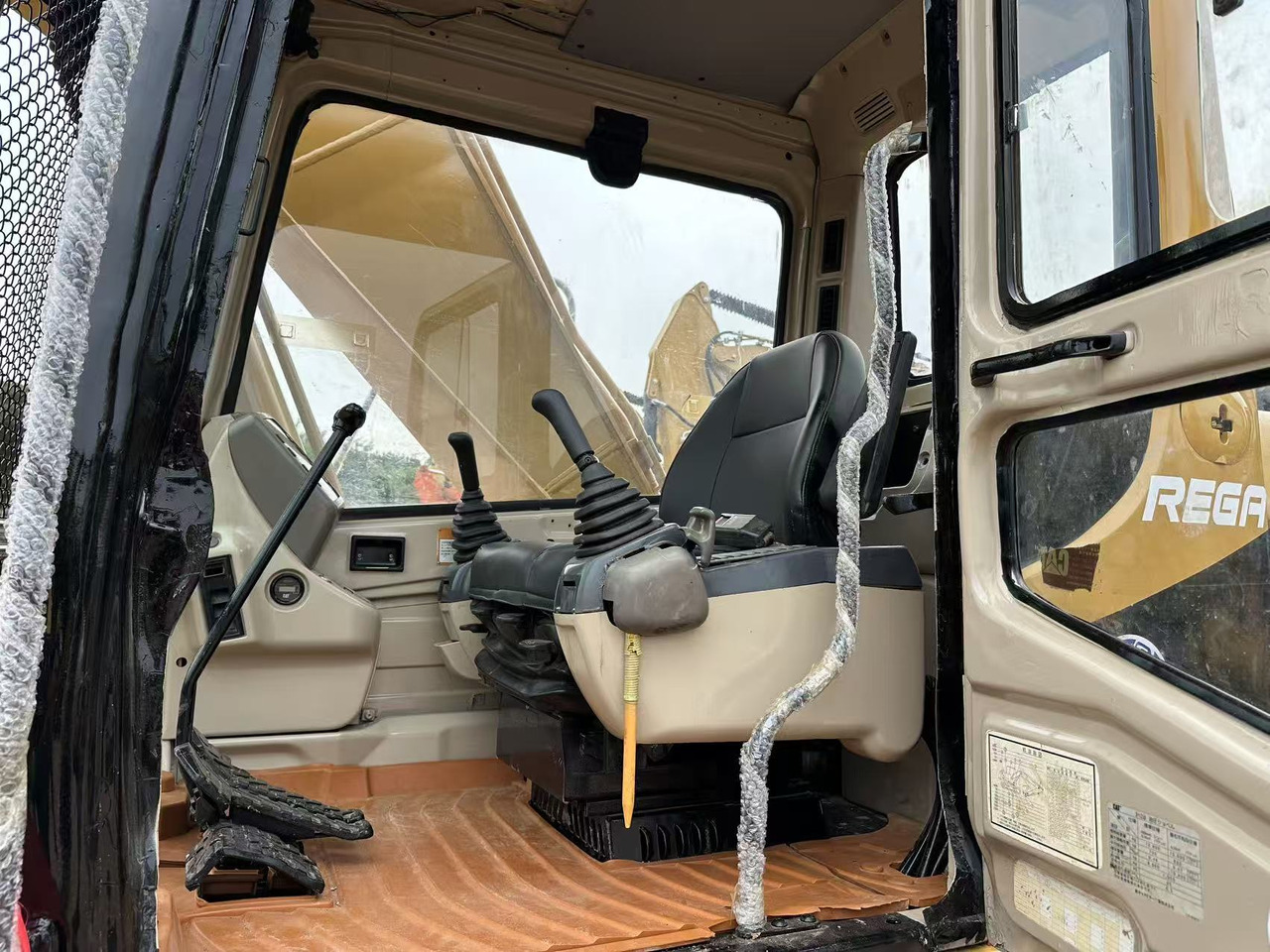CATERPILLAR 320BL crawler excavator - Bager: slika 4 CATERPILLAR 320BL crawler excavator - Bager: slika 4