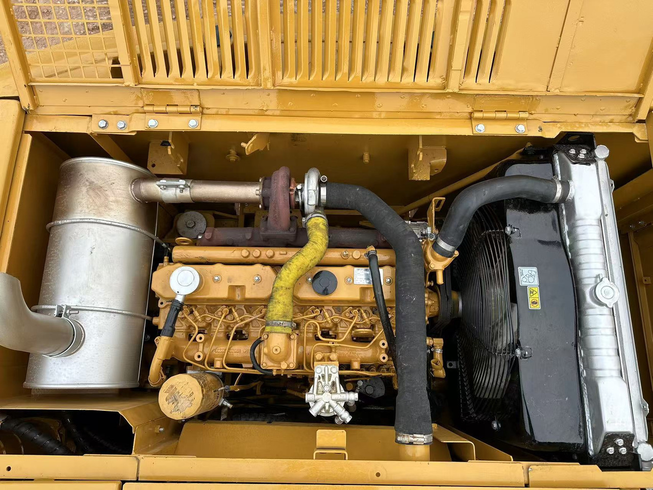 Bager guseničar CATERPILLAR 320C: slika 10 Bager guseničar CATERPILLAR 320C: slika 10