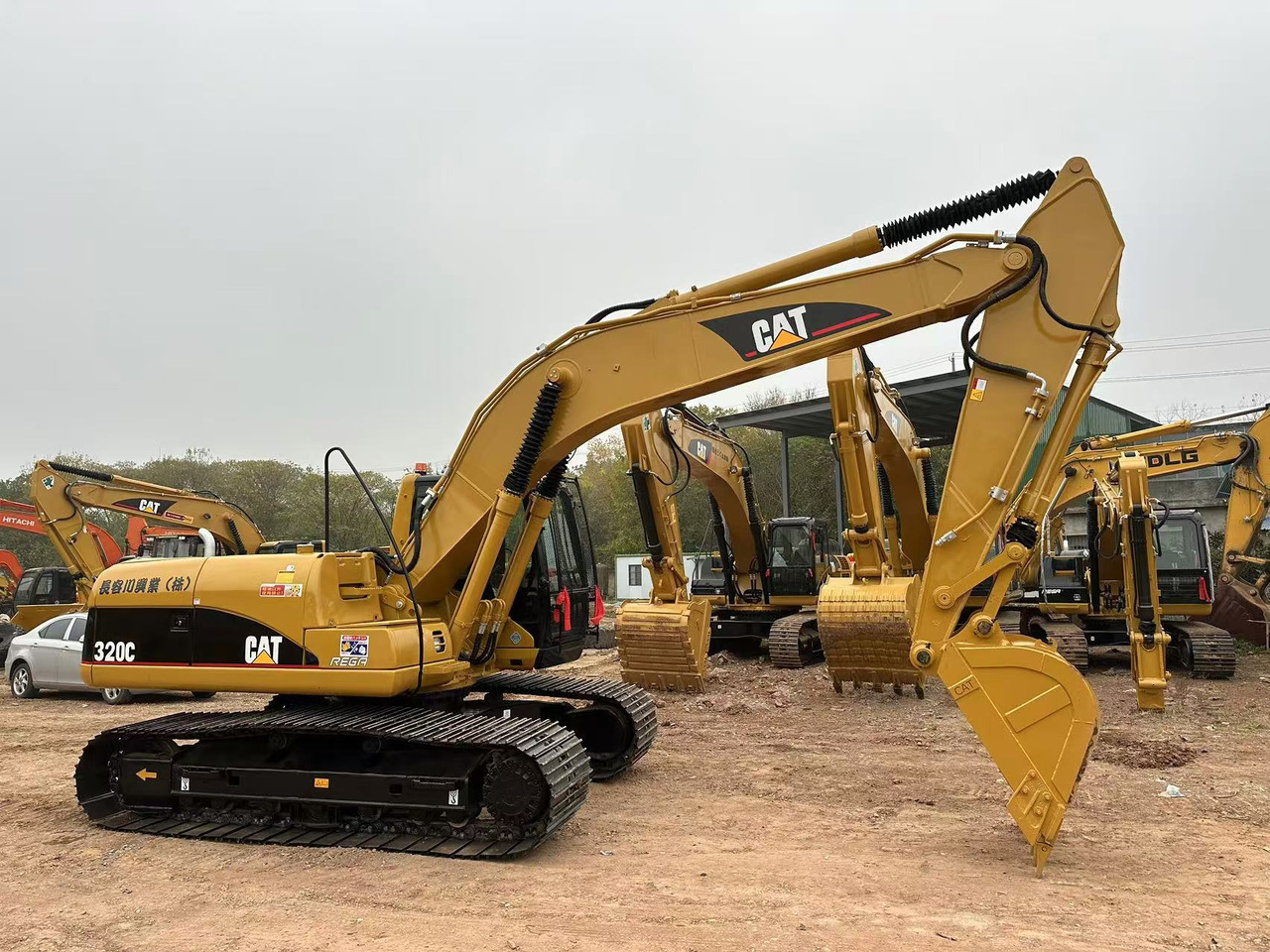 CATERPILLAR 320C - Bager guseničar: slika 3 CATERPILLAR 320C - Bager guseničar: slika 3
