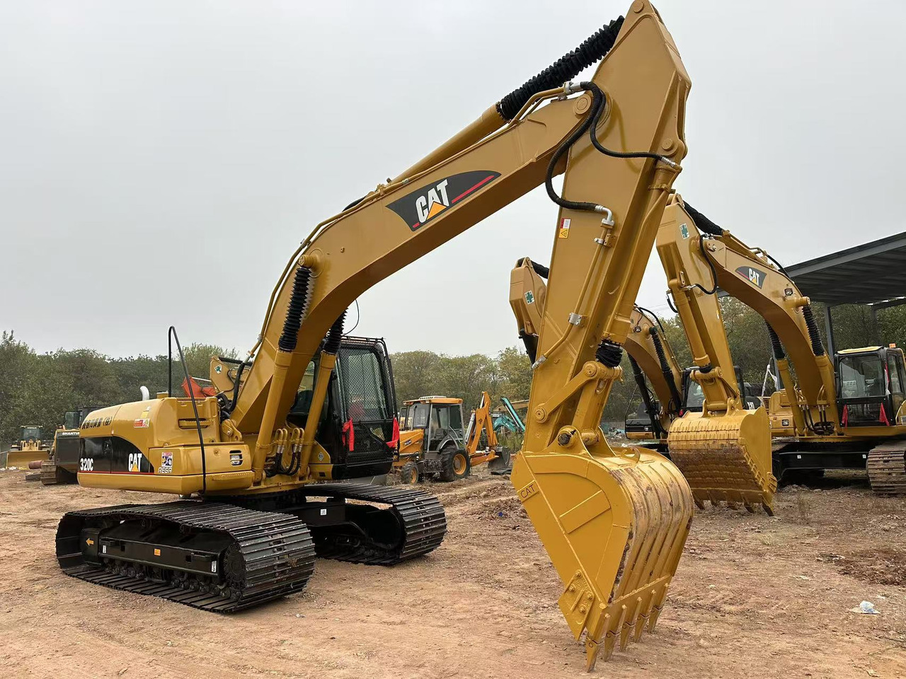 CATERPILLAR 320CL - Bager guseničar: slika 2 CATERPILLAR 320CL - Bager guseničar: slika 2