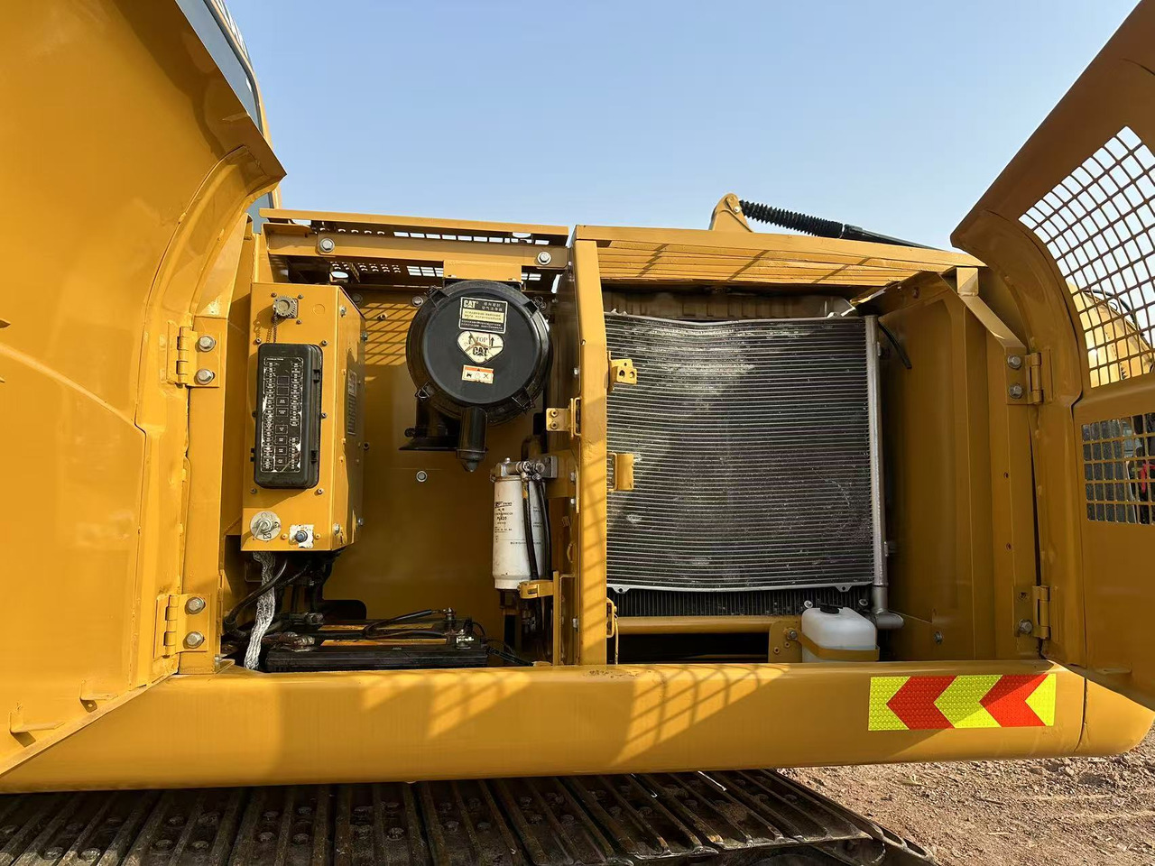 Lizing CATERPILLAR 320CL crawler excavator CATERPILLAR 320CL crawler excavator: slika 9