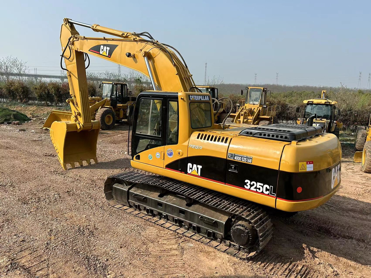 CATERPILLAR 325C - Bager guseničar: slika 5 CATERPILLAR 325C - Bager guseničar: slika 5