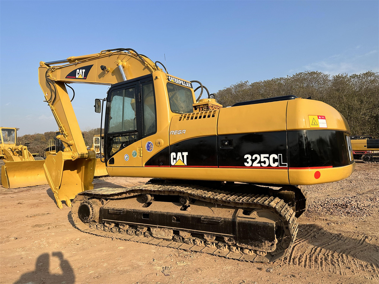 CATERPILLAR 325C - Bager guseničar: slika 2 CATERPILLAR 325C - Bager guseničar: slika 2
