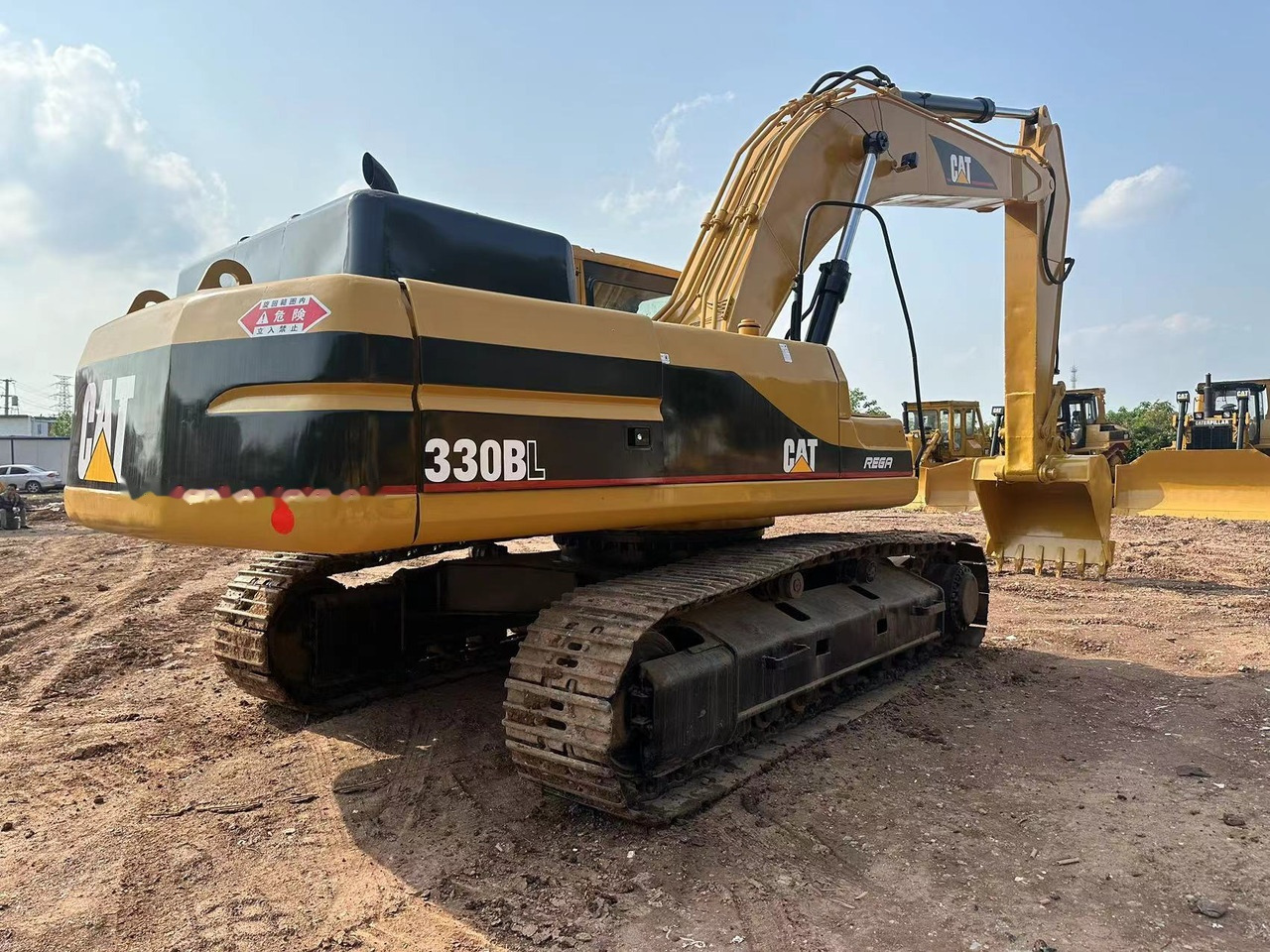 CATERPILLAR 330B - Bager guseničar: slika 1 CATERPILLAR 330B - Bager guseničar: slika 1