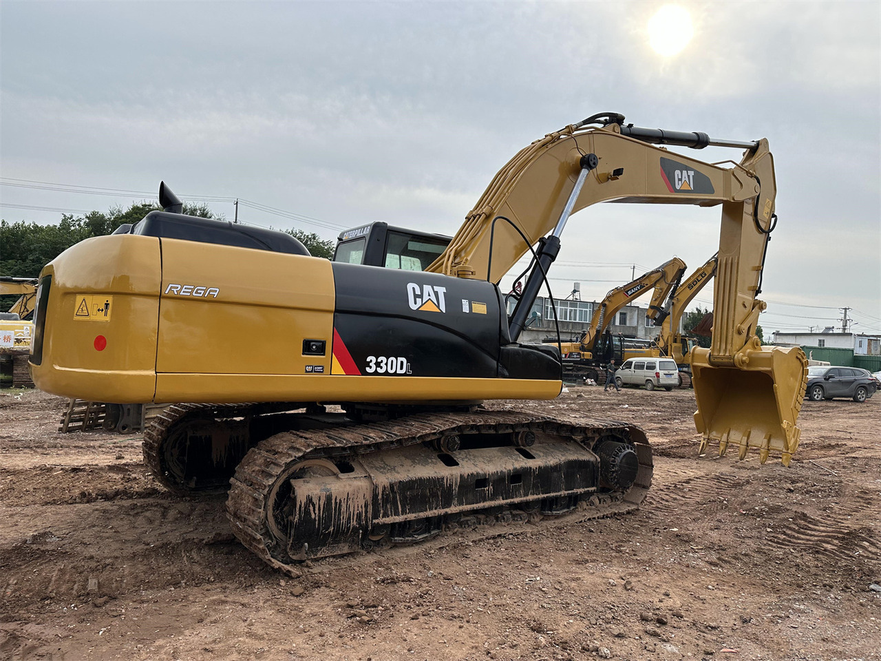 CATERPILLAR 330D - Bager guseničar: slika 1 CATERPILLAR 330D - Bager guseničar: slika 1