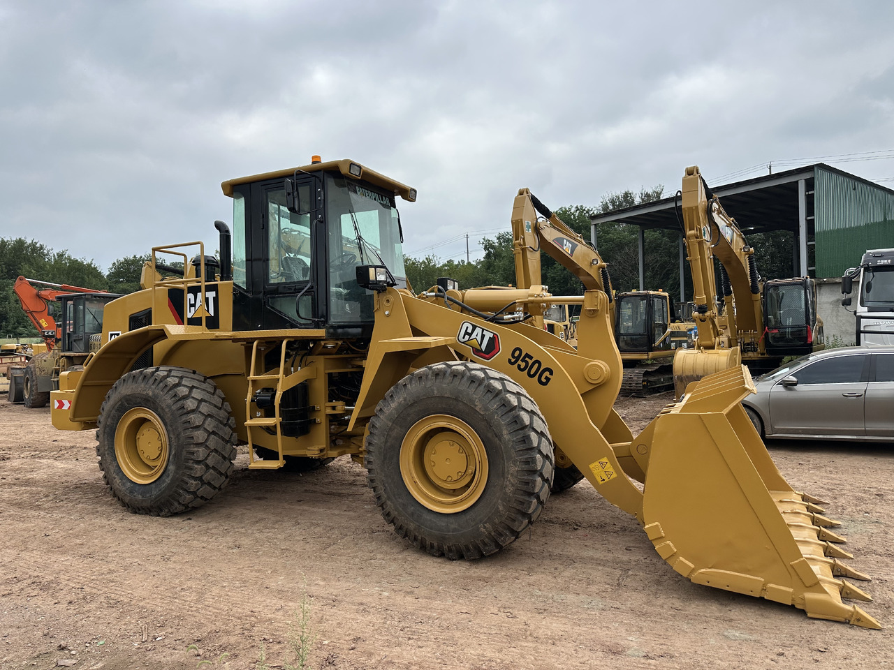 CATERPILLAR 950G - Utovarivač točkaš: slika 2 CATERPILLAR 950G - Utovarivač točkaš: slika 2
