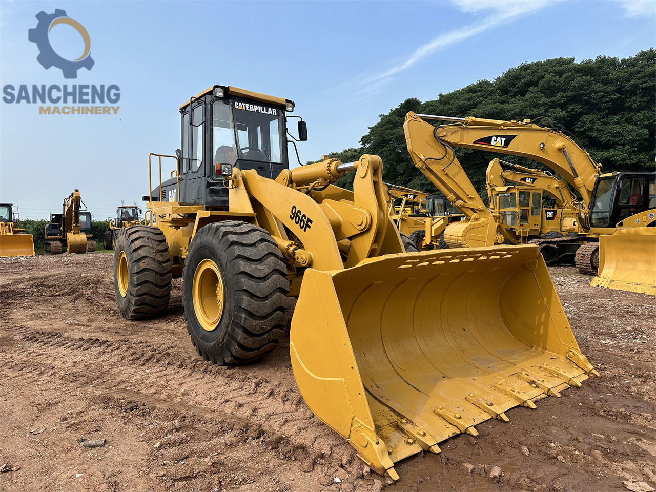 CATERPILLAR 966F - Utovarivač točkaš: slika 1 CATERPILLAR 966F - Utovarivač točkaš: slika 1
