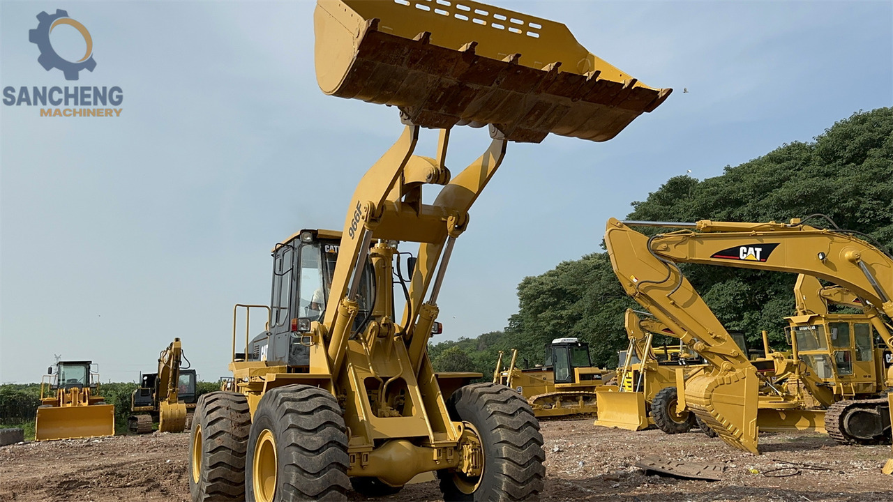 CATERPILLAR 966F - Utovarivač točkaš: slika 5 CATERPILLAR 966F - Utovarivač točkaš: slika 5