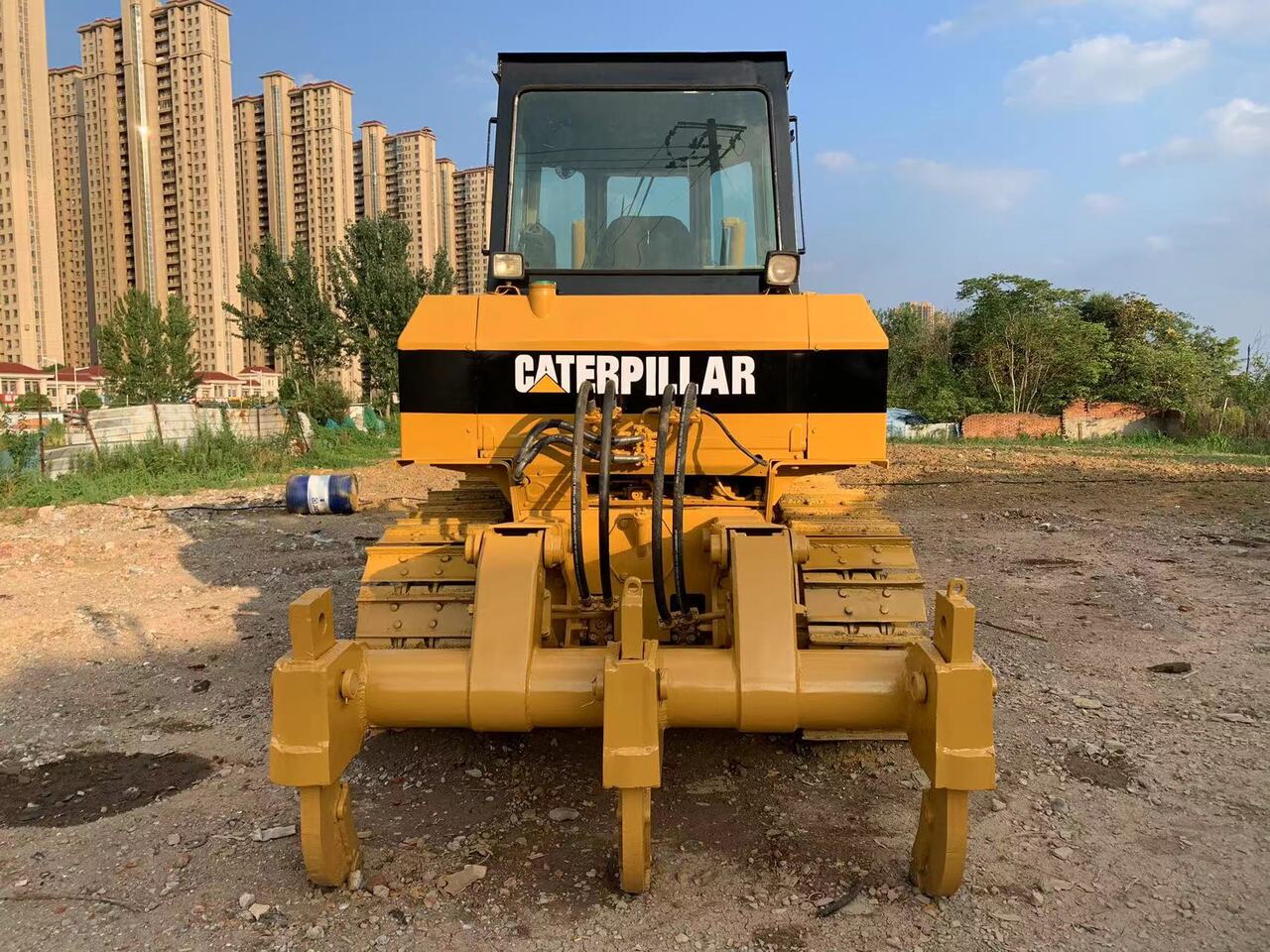 Buldožer CATERPILLAR D6G: slika 7