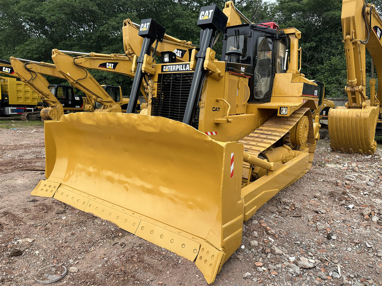 CATERPILLAR D7R - Buldožer: slika 3 CATERPILLAR D7R - Buldožer: slika 3