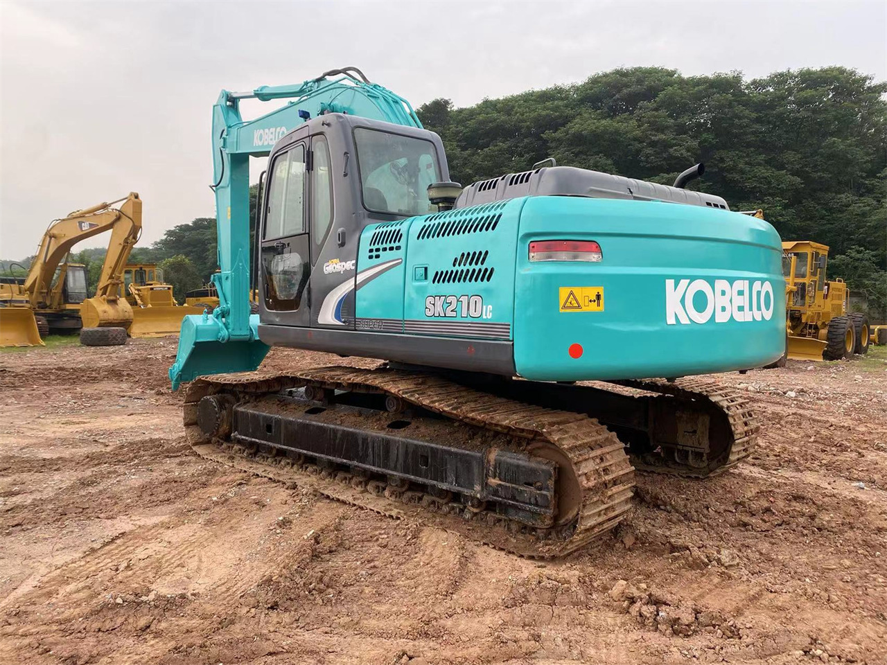KOBELCO SK210LC-8 - Bager guseničar: slika 4 KOBELCO SK210LC-8 - Bager guseničar: slika 4
