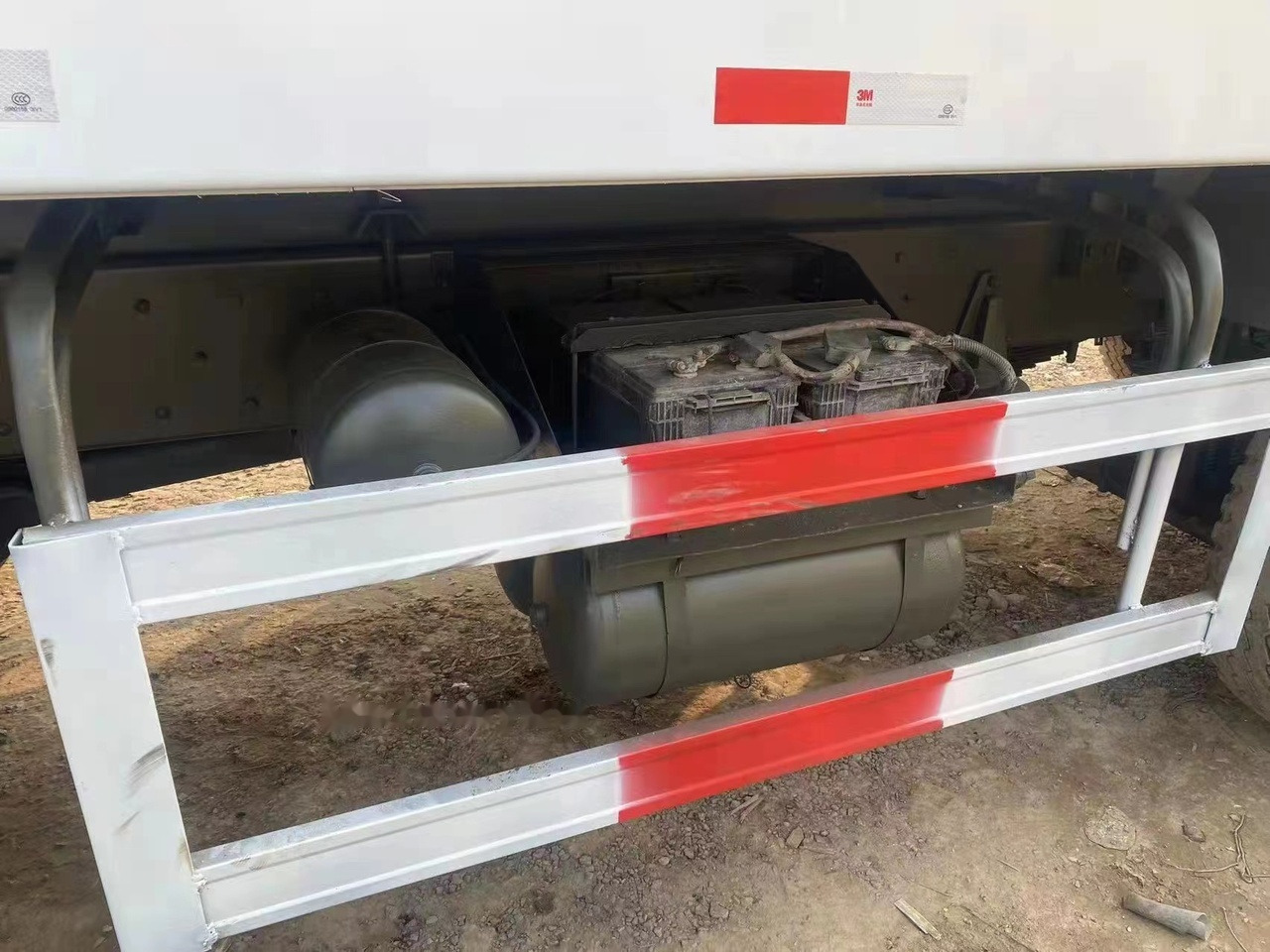 SINOTRUK HOWO 371 Tipper truck - Istovarivač: slika 5 SINOTRUK HOWO 371 Tipper truck - Istovarivač: slika 5