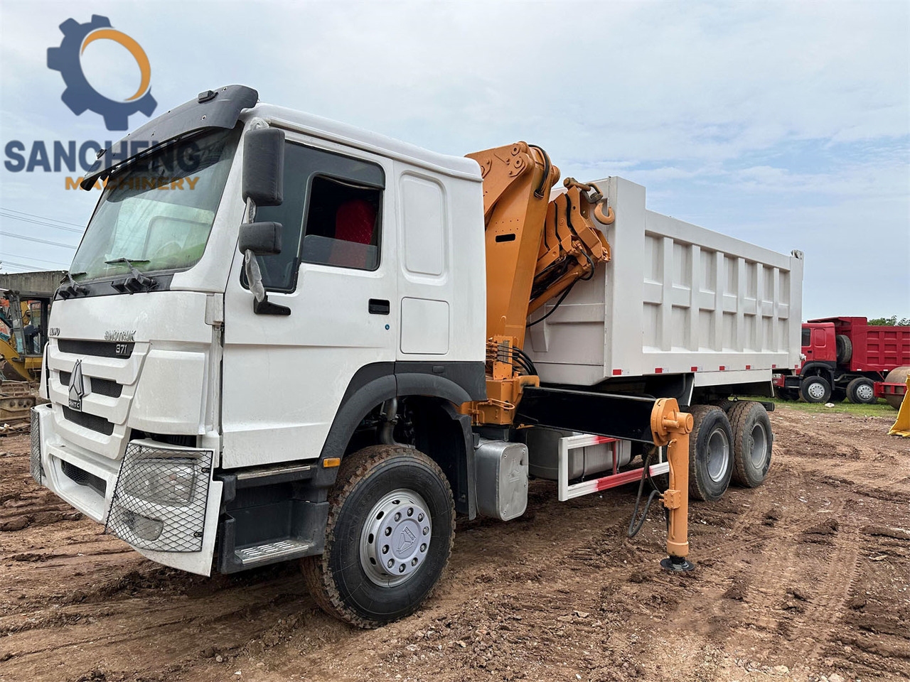 SINOTRUK Howo 371hp 6x4 crane truck - Kamion sa dizalicom: slika 2 SINOTRUK Howo 371hp 6x4 crane truck - Kamion sa dizalicom: slika 2