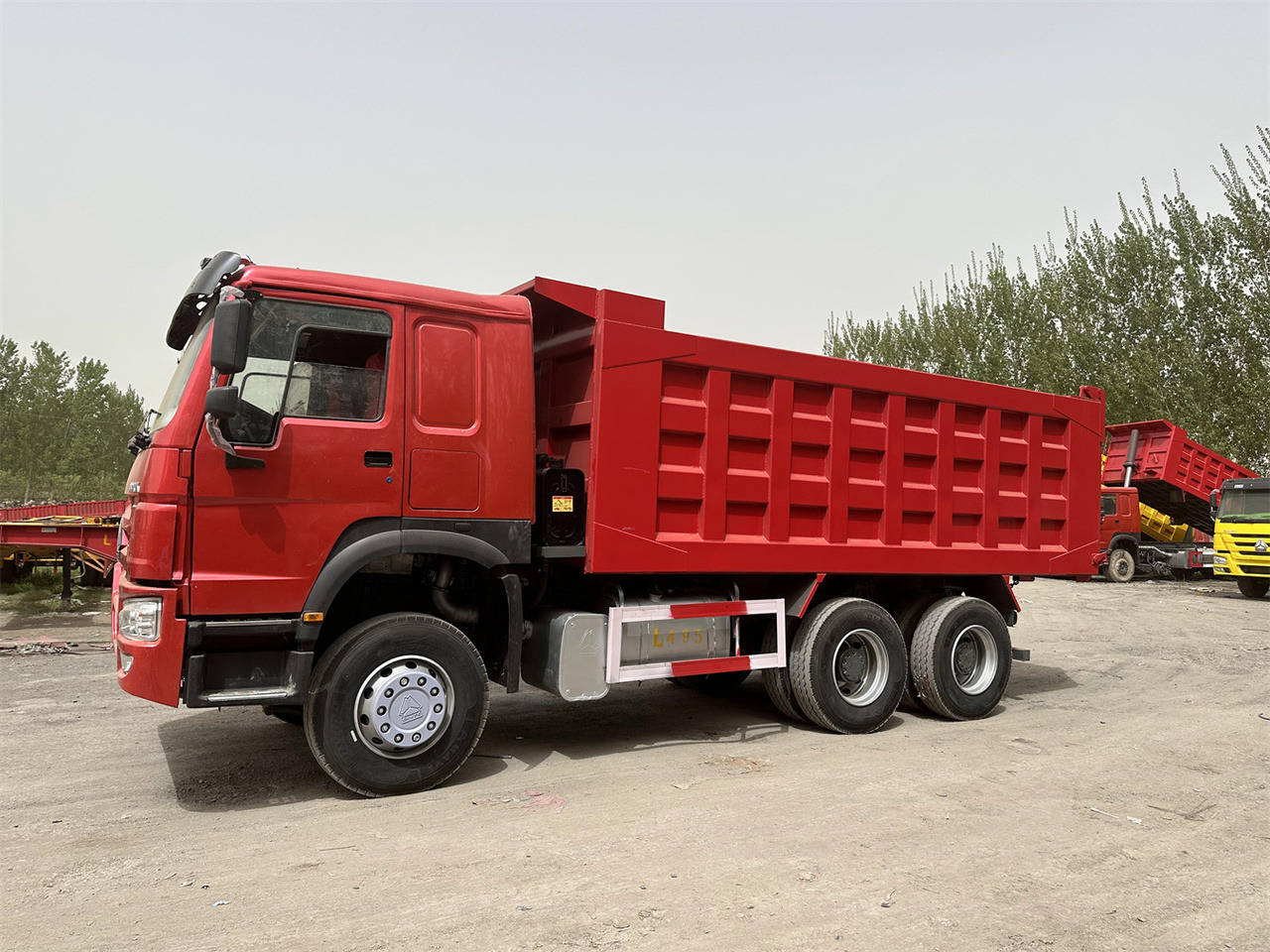 SINOTRUK Howo Dump truck 371 - Istovarivač: slika 5 SINOTRUK Howo Dump truck 371 - Istovarivač: slika 5