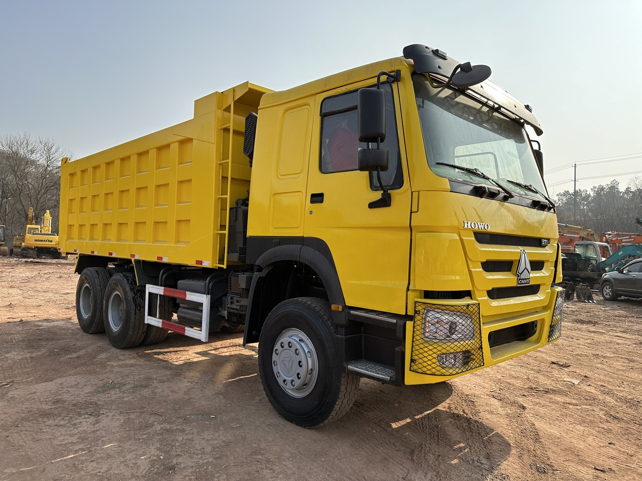 SINOTRUK Howo Dump truck 371 - Istovarivač: slika 3 SINOTRUK Howo Dump truck 371 - Istovarivač: slika 3