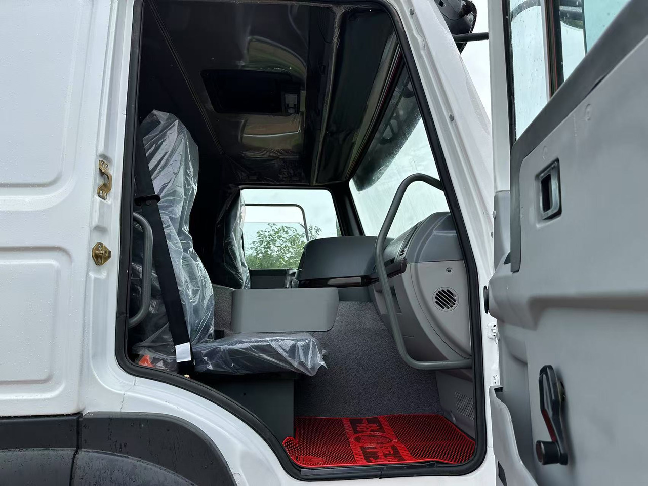 Lizing Sinotruk HOWO 371hp Sinotruk HOWO 371hp: slika 12