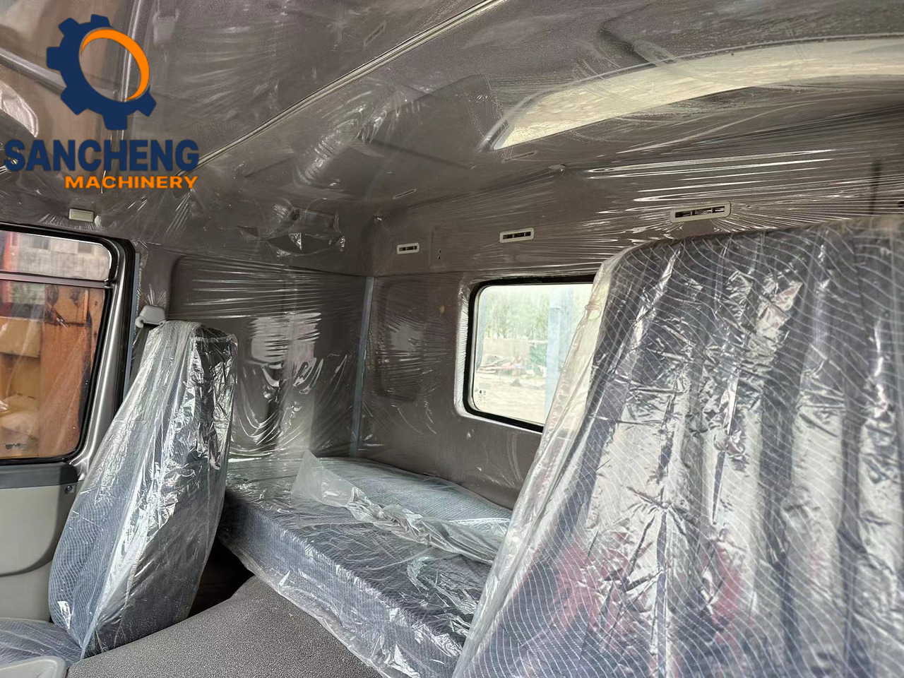 Tegljač HOWO 380hp: slika 7