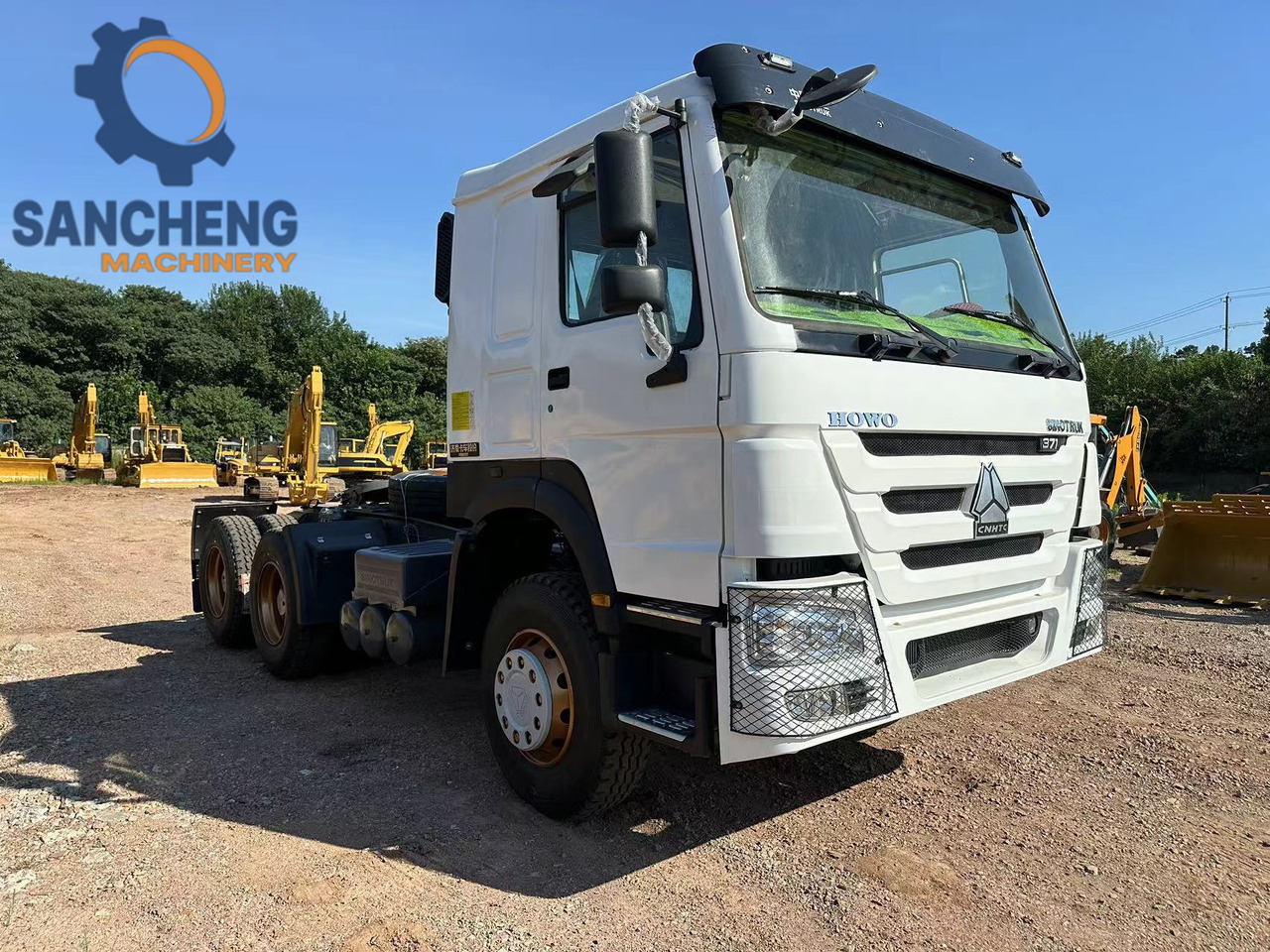 SINOTRUK HOWO Truck Head 371hp 6x4 - Tegljač: slika 3 SINOTRUK HOWO Truck Head 371hp 6x4 - Tegljač: slika 3