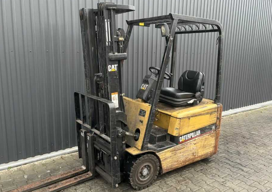 CAT Lift Trucks EP16KT - Električni viljuškar: slika 1 CAT Lift Trucks EP16KT - Električni viljuškar: slika 1