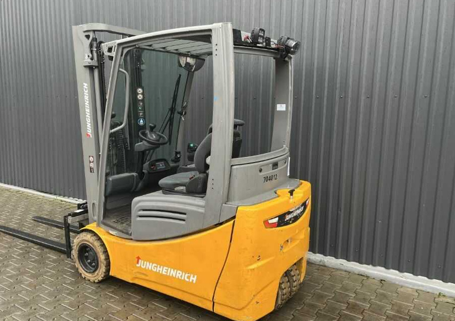 Jungheinrich EFG220 - Električni viljuškar: slika 3 Jungheinrich EFG220 - Električni viljuškar: slika 3