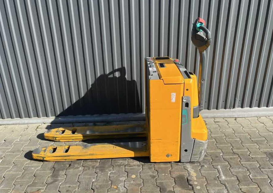 Jungheinrich EJC20 - Kolica za palete: slika 2 Jungheinrich EJC20 - Kolica za palete: slika 2