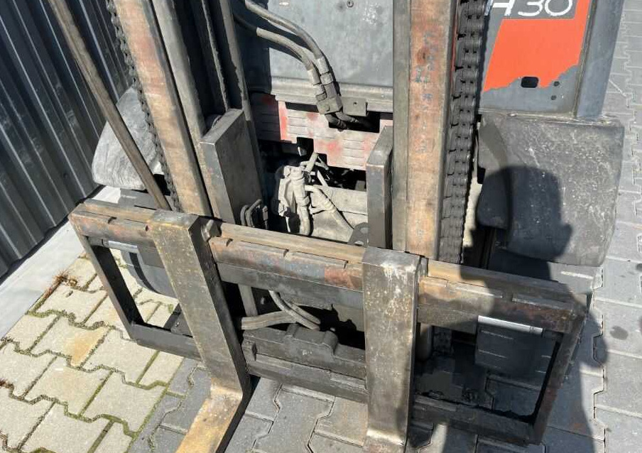Linde H30D - Dizel viljuškar: slika 4 Linde H30D - Dizel viljuškar: slika 4