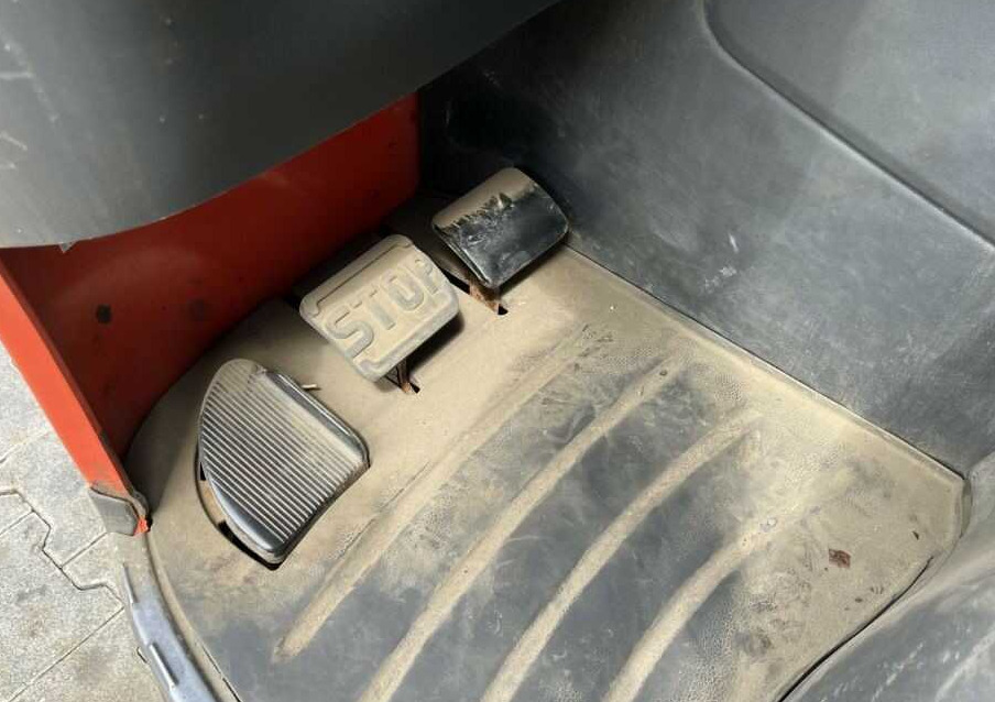 Regalni viljuškar Linde R14-01: slika 7