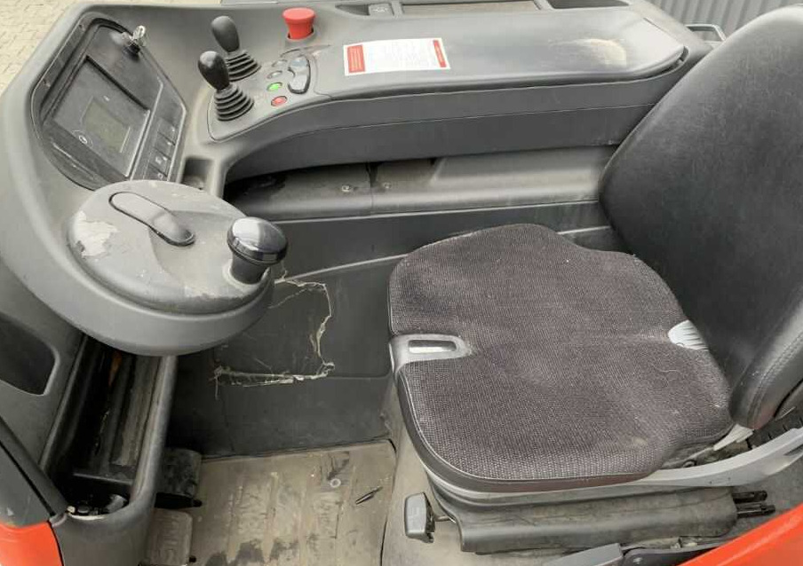 Regalni viljuškar Linde R16-01t: slika 6