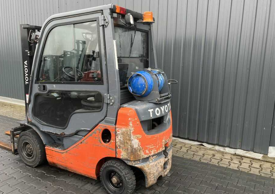 Toyota 8FGF15 - Gasni viljuškar: slika 3 Toyota 8FGF15 - Gasni viljuškar: slika 3