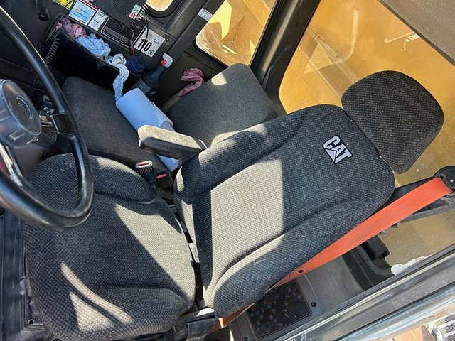 Caterpillar 771D - Kiper: slika 5 Caterpillar 771D - Kiper: slika 5