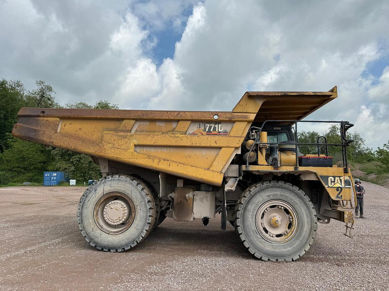 Caterpillar 771D - Kiper sa krutom šasijom/ Kiper za kamen: slika 5 Caterpillar 771D - Kiper sa krutom šasijom/ Kiper za kamen: slika 5